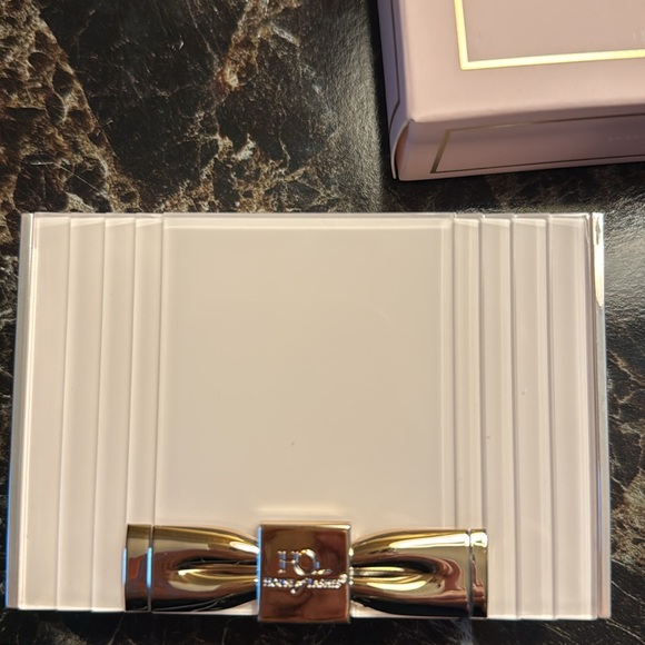 House of Lashes LED light Case - Picture 5 of 5